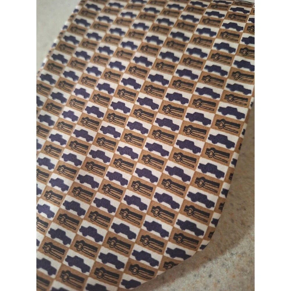 Banana Republic Silk Tie Limited Edition Car Print 100% Silk 57